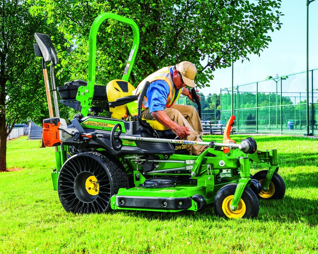 John deere 2025 930m bagger