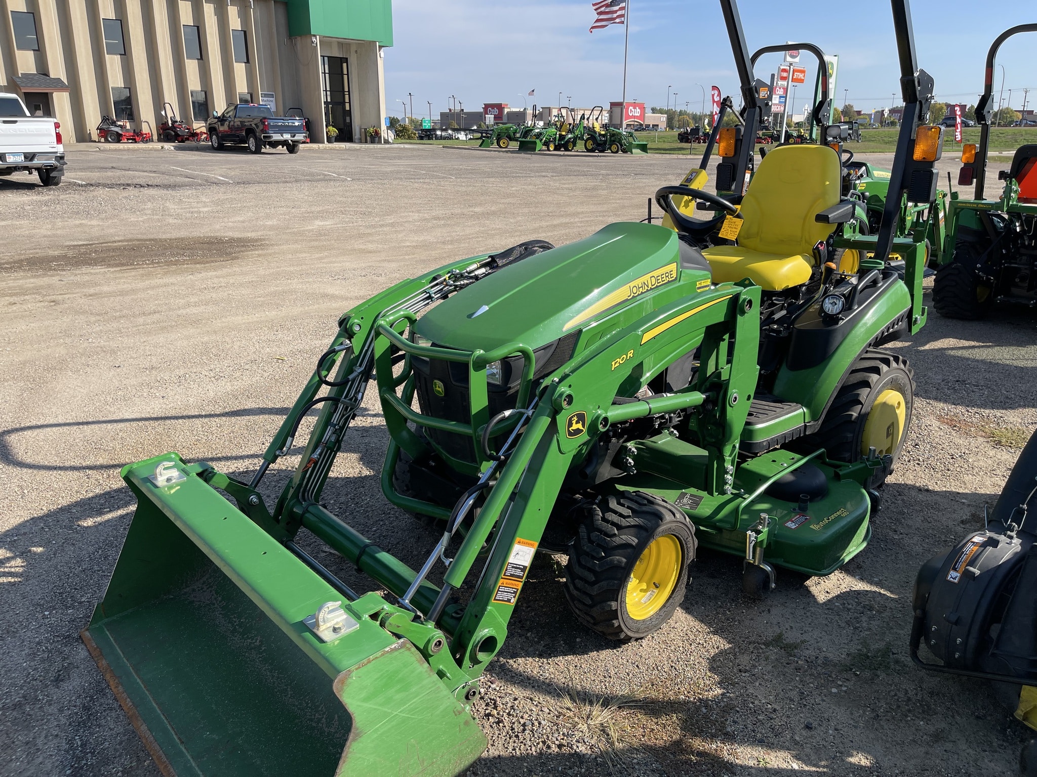 2021 John Deere 1025r - Minnesota Equipment