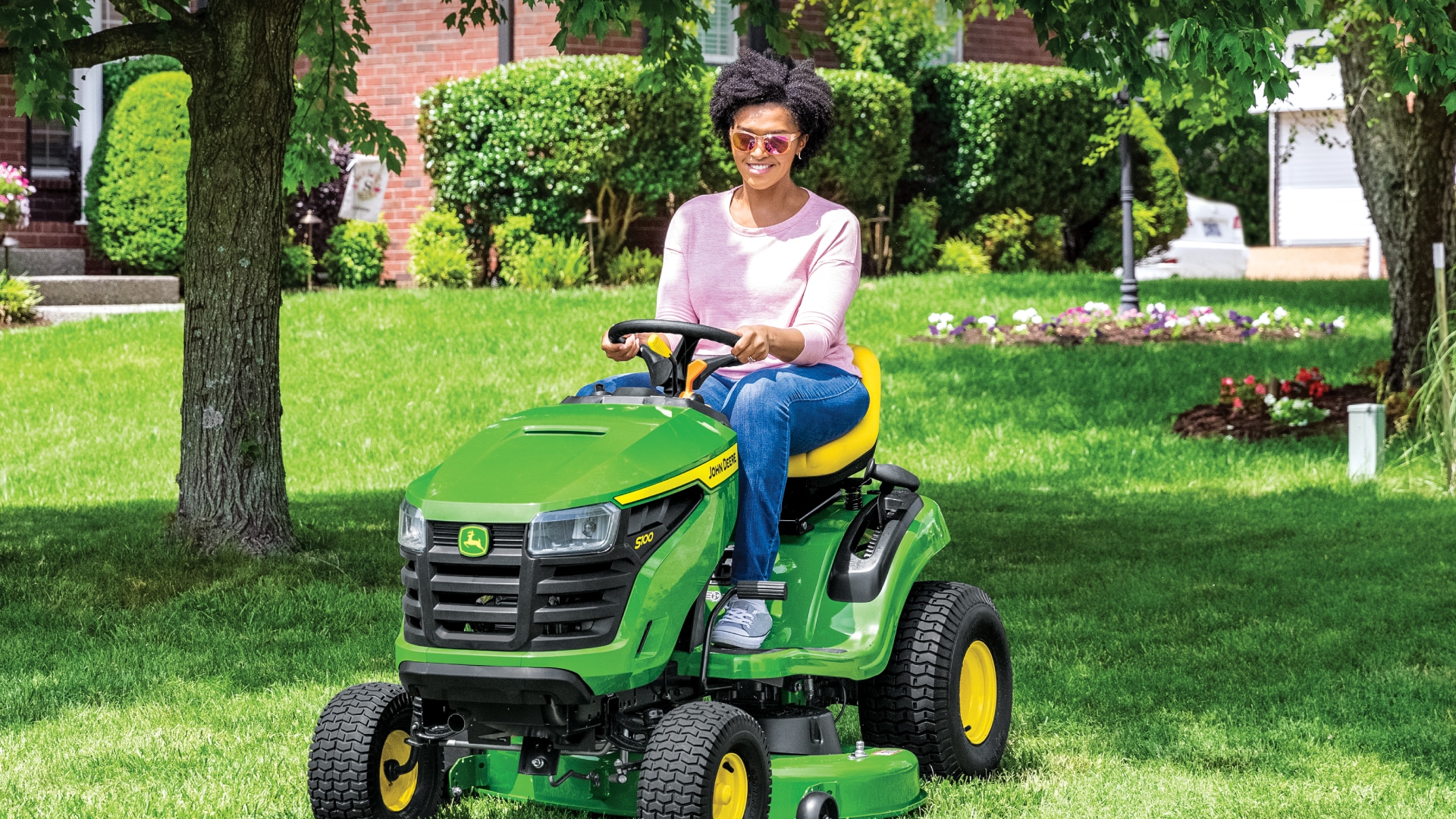 Maximizing the Lifespan of Your Lawn Mower in Minnesota Thumbnail image