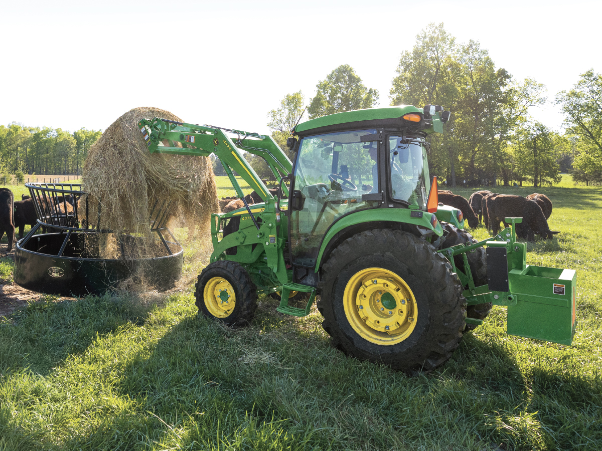 John deere tractor dropping dirt