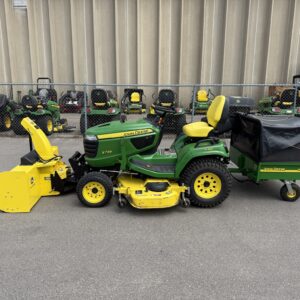 2018 John Deere X739