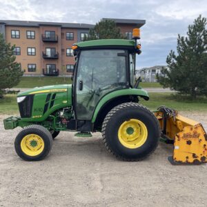 2016 John Deere 4052R