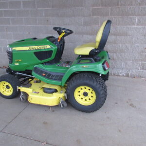 2013 John Deere X739