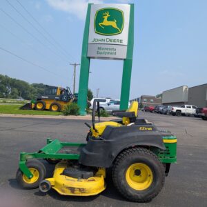 2012 John Deere Z445