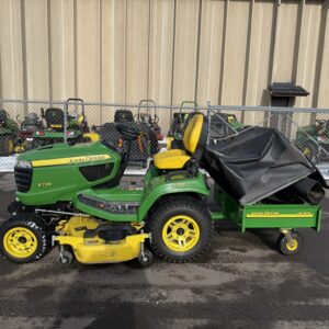 2019 John Deere X739