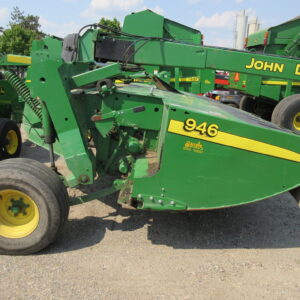 2015 John Deere 946