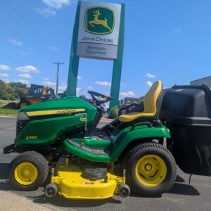2017 John Deere X590