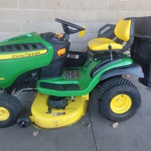2015 John Deere S240