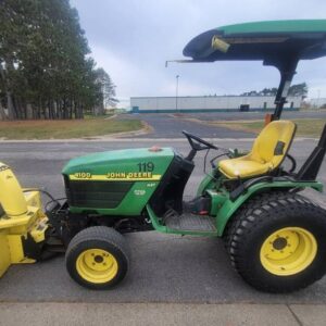 2001 John Deere 4100