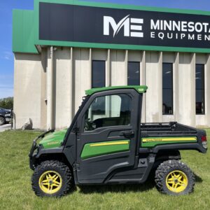2017 John Deere XUV835R
