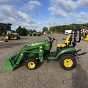 2014 John Deere 1025R