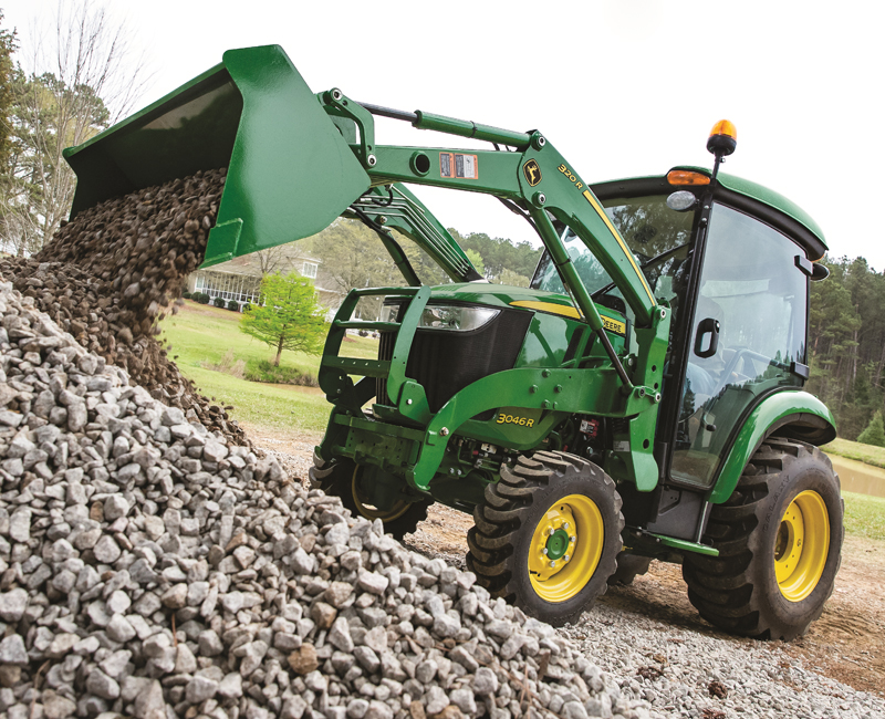 John Deere 3046R with Cab and Loader