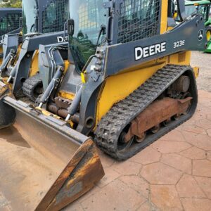 2014 John Deere 323E