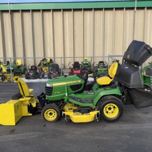 2020 John Deere X738