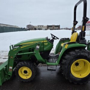2022 John Deere 3032E