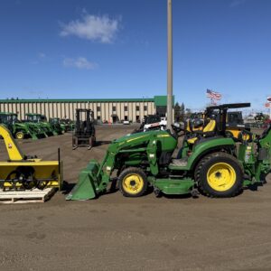 2017 John Deere 2038R