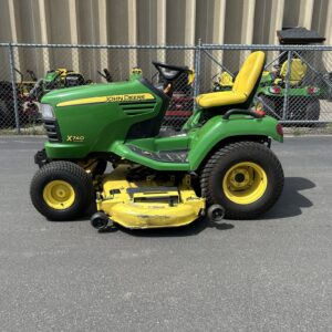 2009 John Deere X740