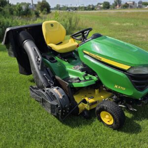 2020 John Deere X370