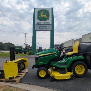 2017 John Deere X590