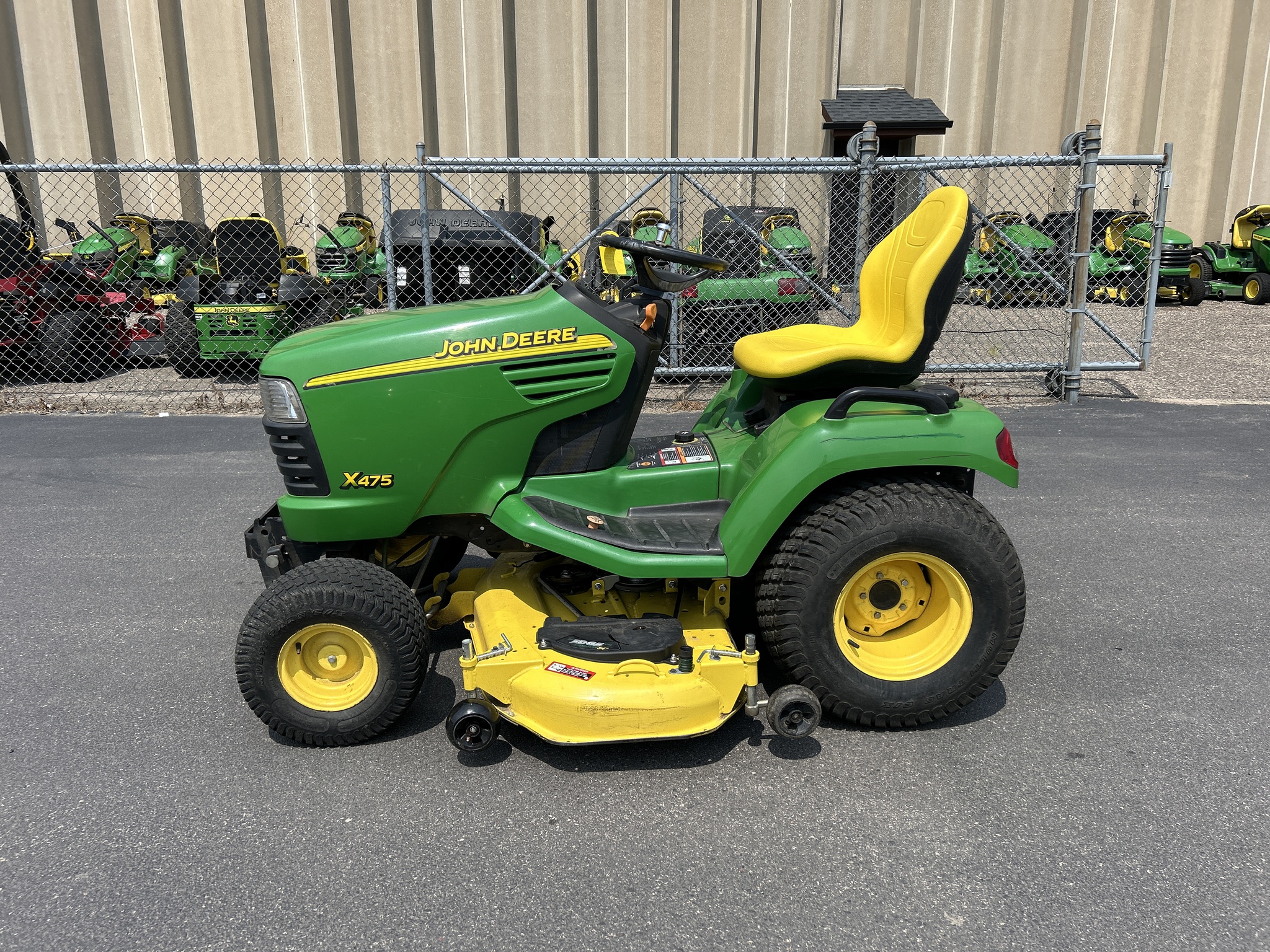 2002 John Deere X475