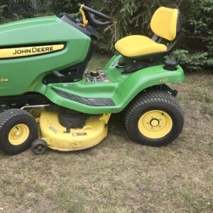2013 John Deere X304