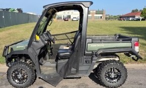 2023 John Deere XUV 835M